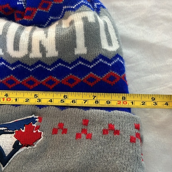 Toronto Blue Jays Toque - Picture 4 of 5